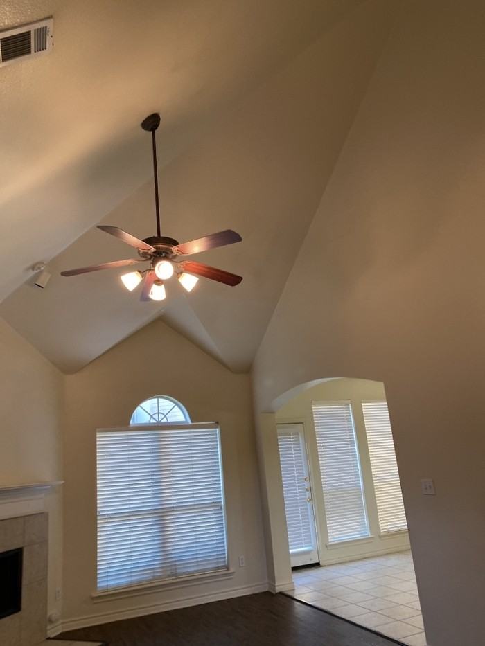 4012 Cottage Park Ct - Photo 5 of 17