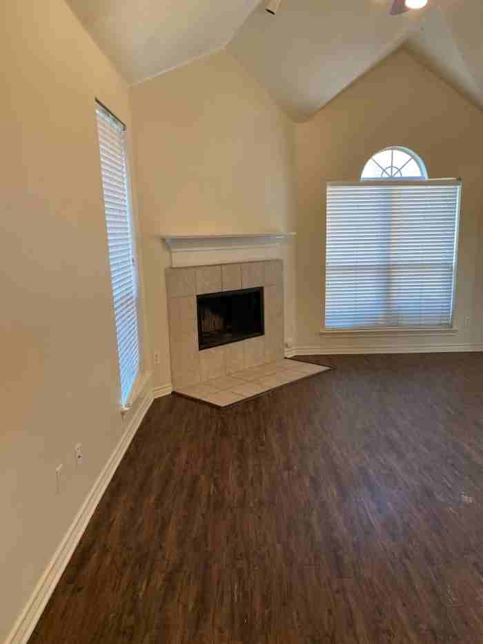 4012 Cottage Park Ct - Photo 6 of 17