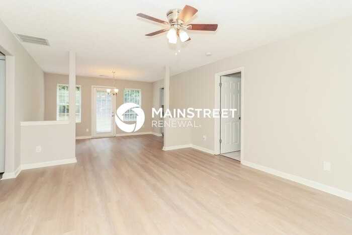 542 Scrooch Ct - Photo 3 of 16