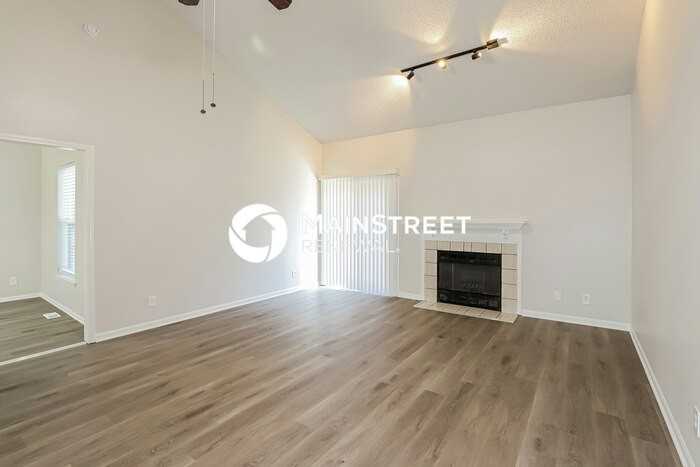 3513 Tudor Dr - Photo 2 of 20