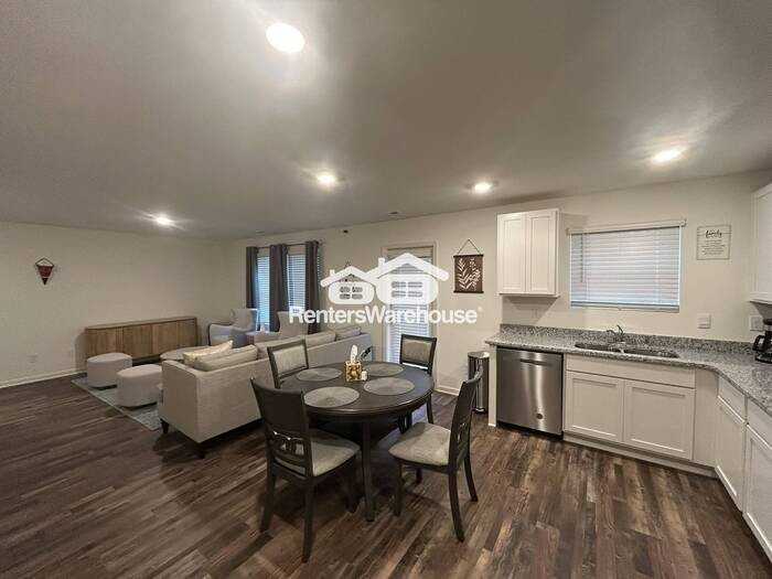 6558 Creek Cir - Photo 6 of 21