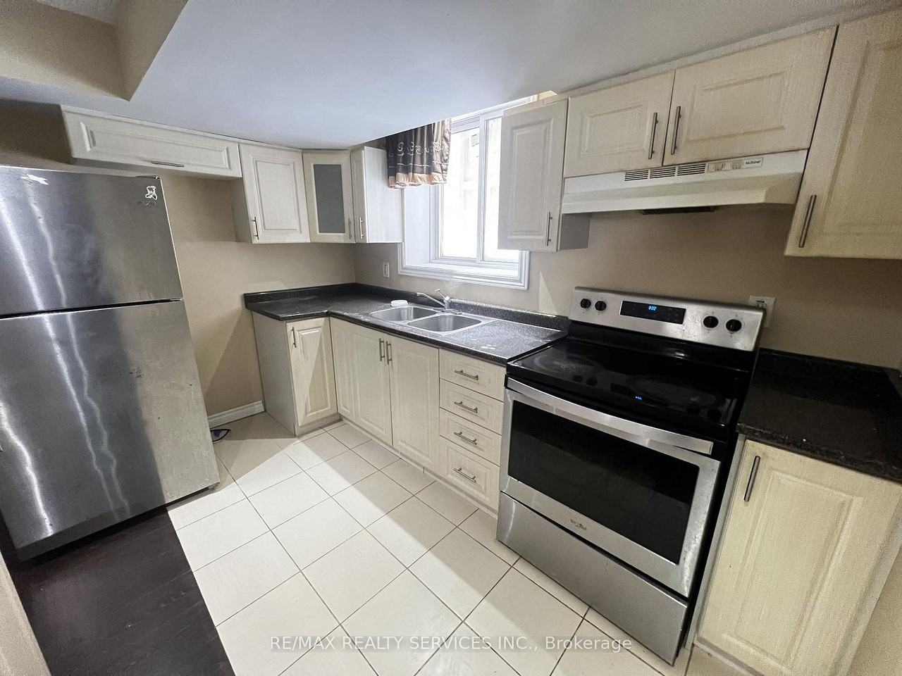 7 Glengowan Street - Photo 4 of 10