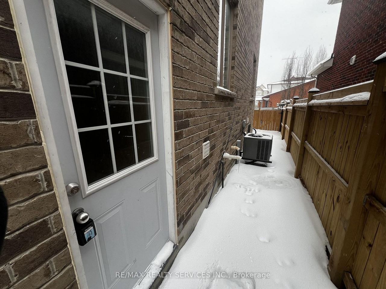7 Glengowan Street - Photo 2 of 10