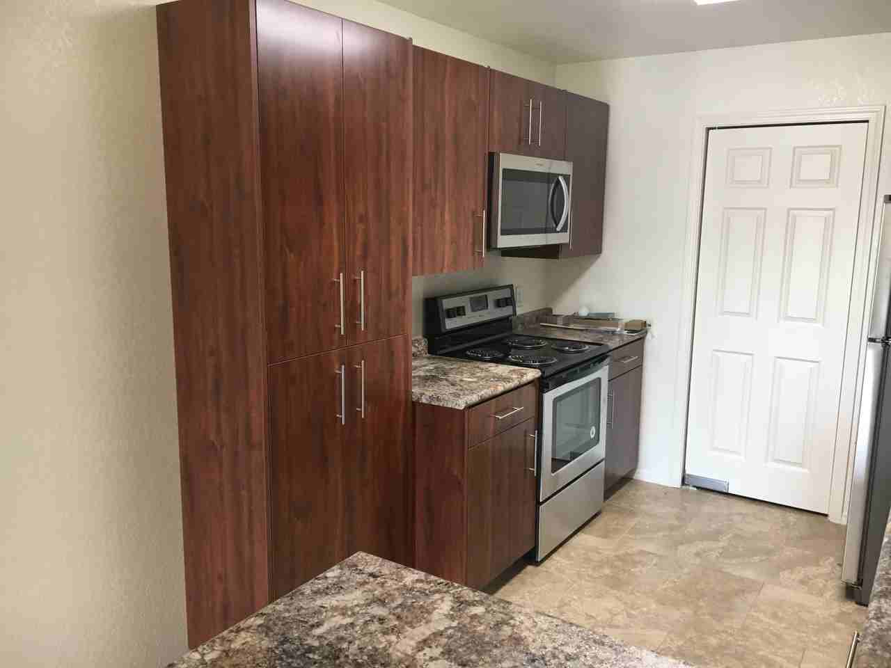 1073 N Erie Ave #1073 - Photo 7 of 16