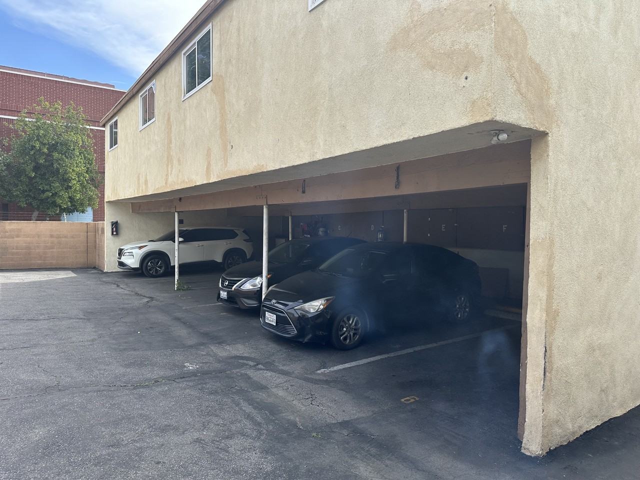 1023 Hewitt St #4 - Photo 3 of 7