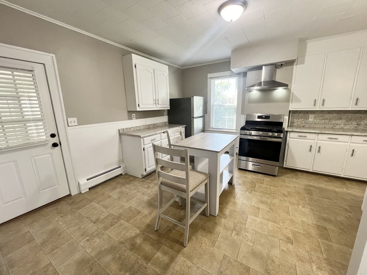 352 Summer St #FL1 - Photo 5 of 21