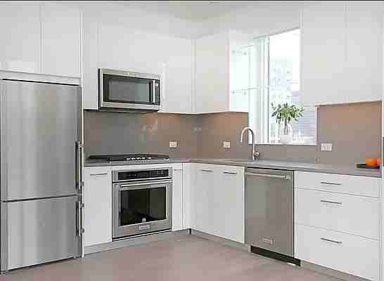 W 33rd St #21A - Photo 2 of 20