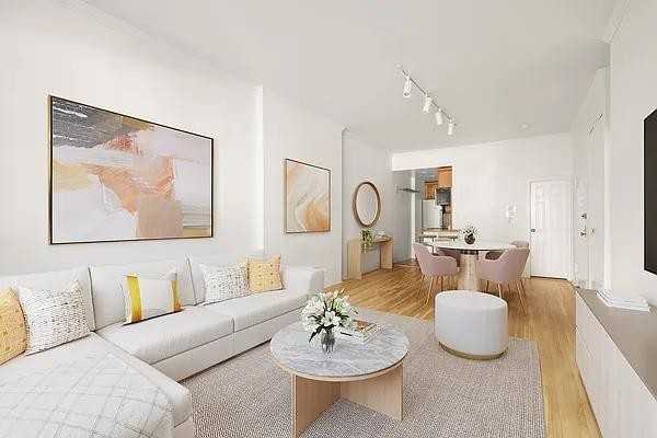 W 40th St #4L - Photo 2 of 6