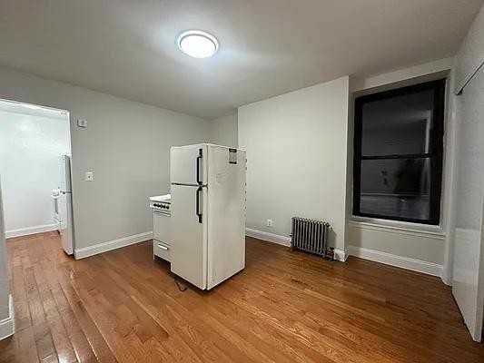 E 32nd St #2D - Photo 7 of 20