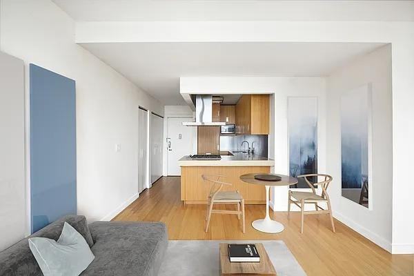 W 17th St #1001 - Photo 4 of 13