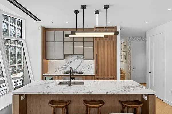 W 18th St #415 - Photo 7 of 19