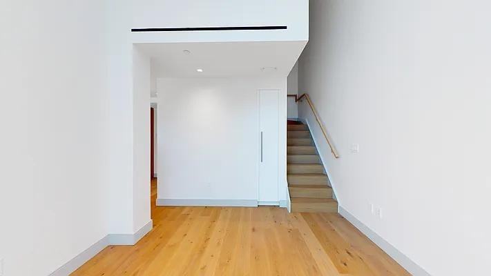 W 14th St #10C - Photo 5 of 17