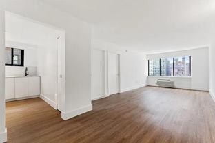 W 24th St #4N - Photo 1 of 1