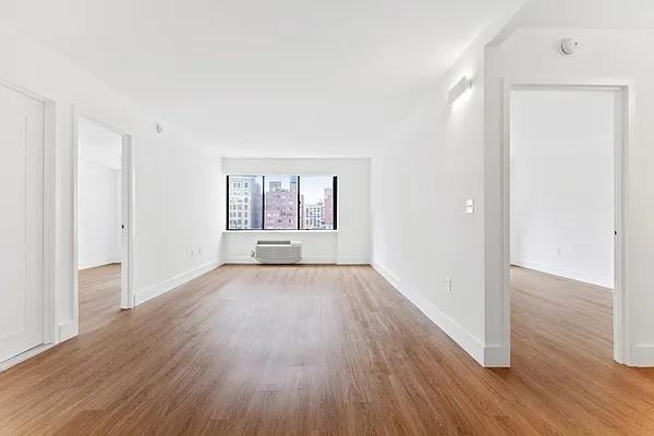 W 24th St #4N - Photo 2 of 20