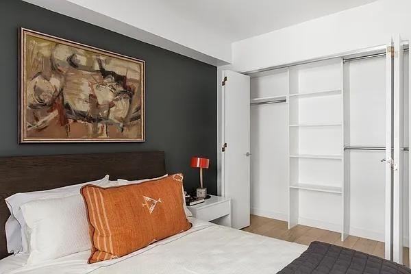 W 24th St #4N - Photo 3 of 20