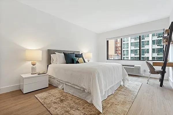 W 24th St #11F - Photo 5 of 12