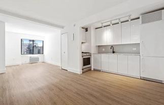 W 24th St #PHA - Photo 1 of 1