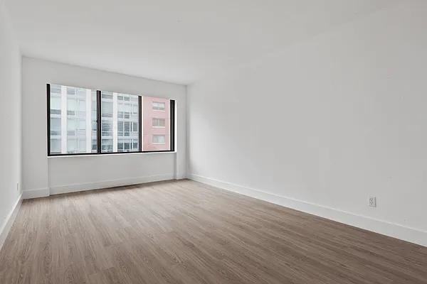 W 24th St #3B - Photo 3 of 19