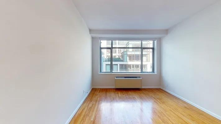 W 21st St #1001 - Photo 2 of 20