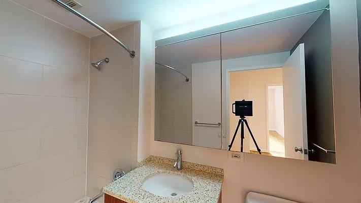 W 21st St #1013 - Photo 4 of 20