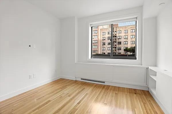 W 15th St #227 - Photo 6 of 20