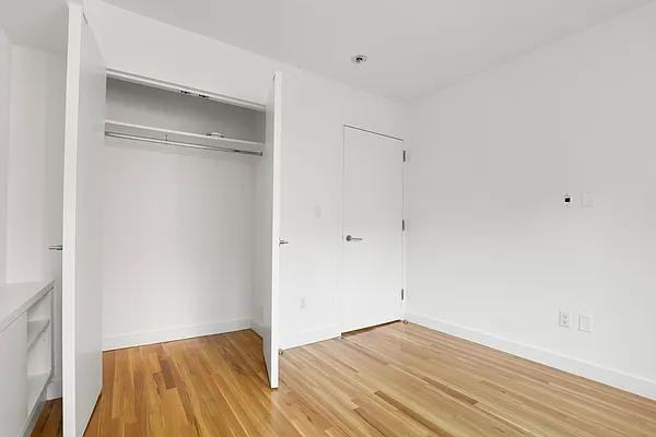 W 15th St #227 - Photo 7 of 20