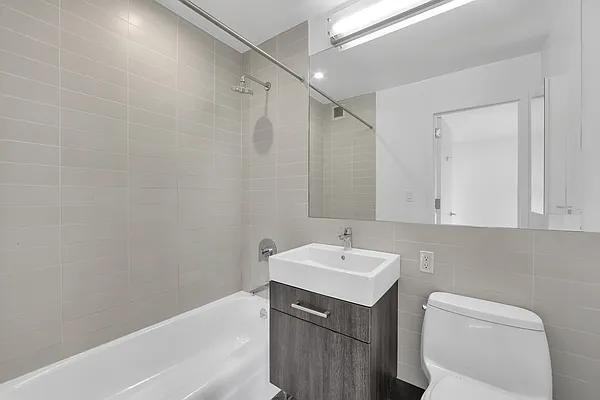 W 15th St #530 - Photo 7 of 20