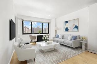 W 21st St #5E - Photo 1 of 1