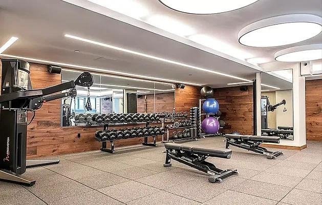 W 15th St #6H - Photo 6 of 13