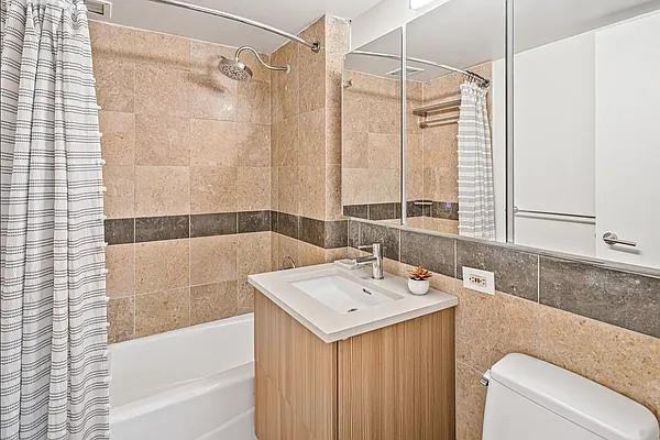 W 15th St #14G - Photo 4 of 14