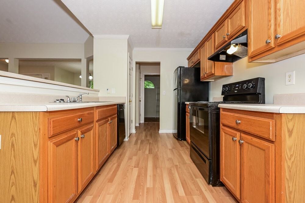 190 Dillion Dr - Photo 6 of 17