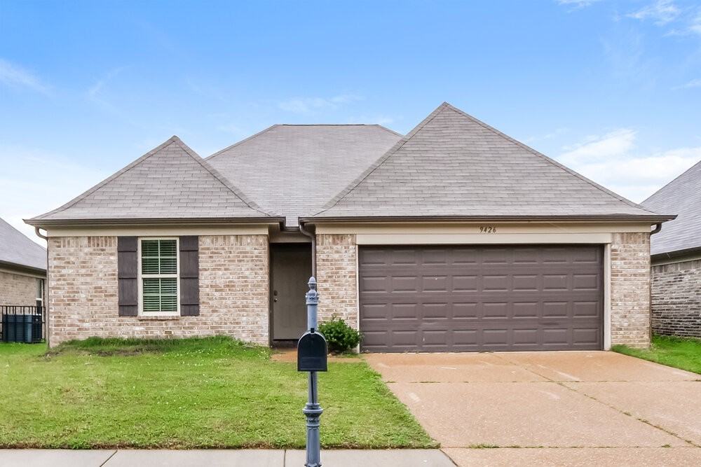 9426 Darren Cir S