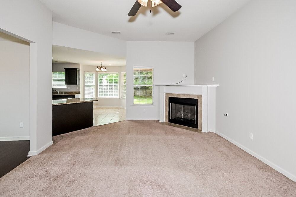 9171 Tahoe Dr - Photo 4 of 17