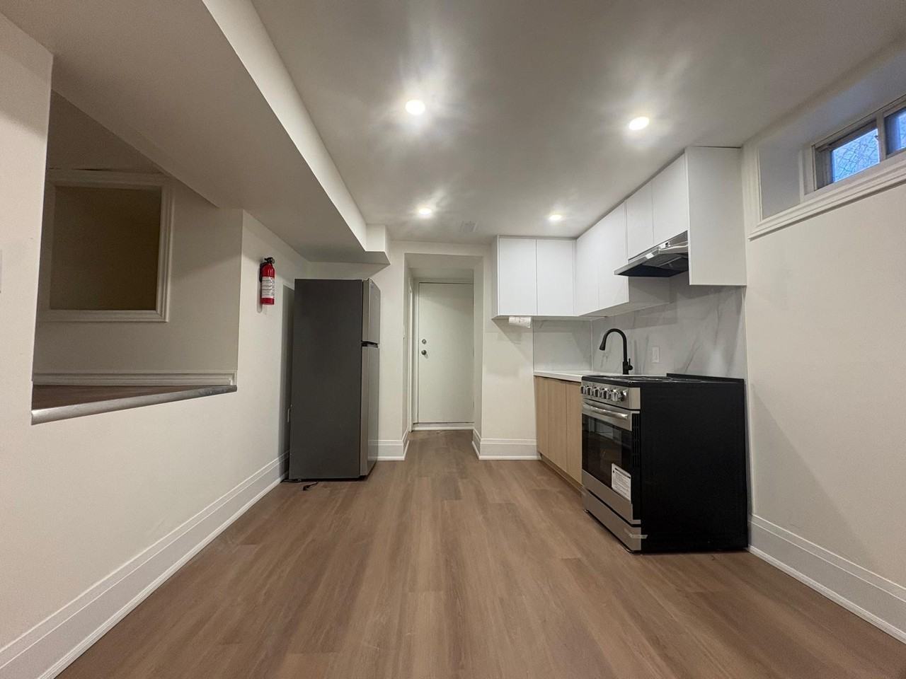 30 Emerson Avenue - Photo 4 of 7