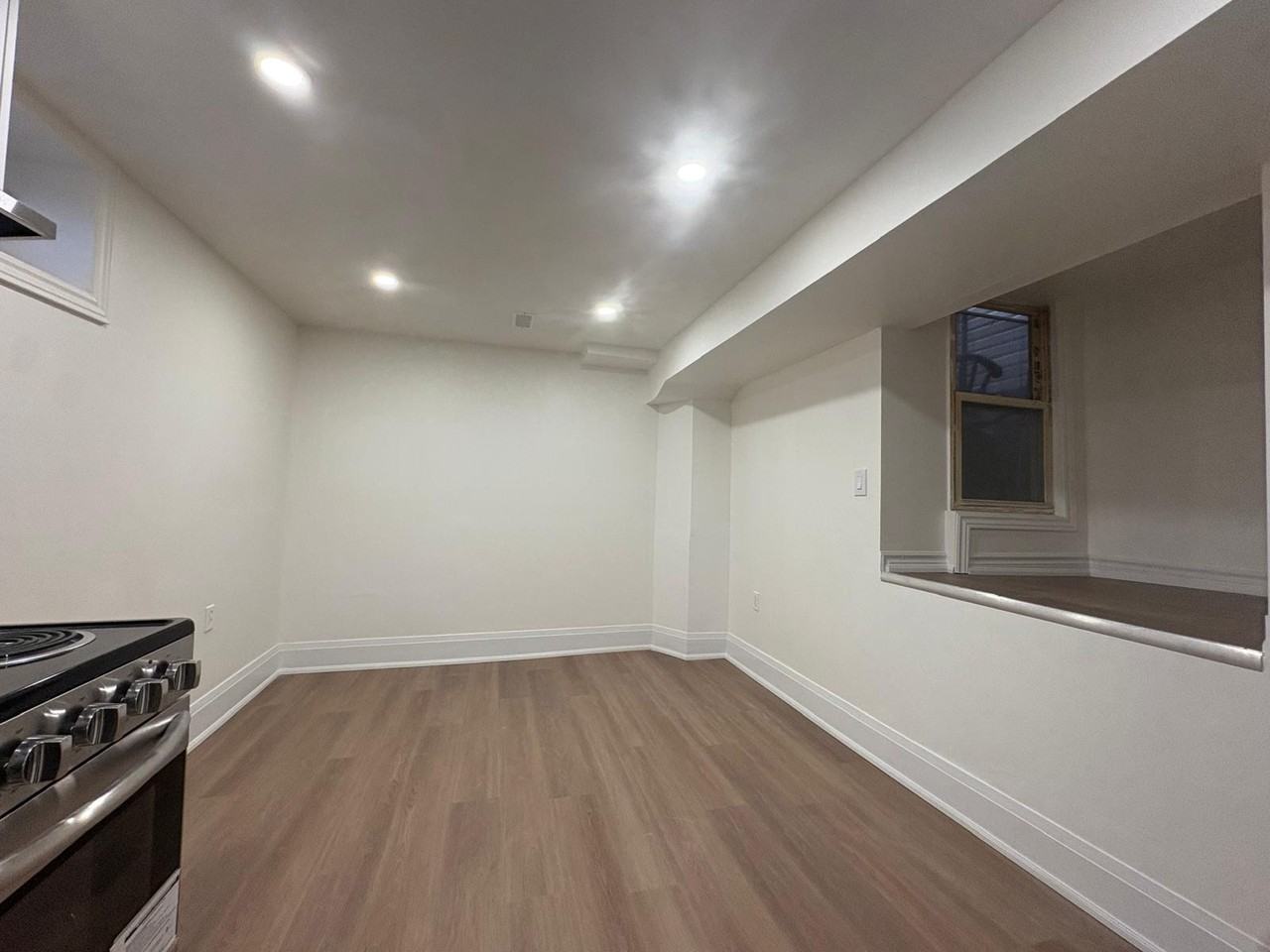 30 Emerson Avenue - Photo 5 of 7