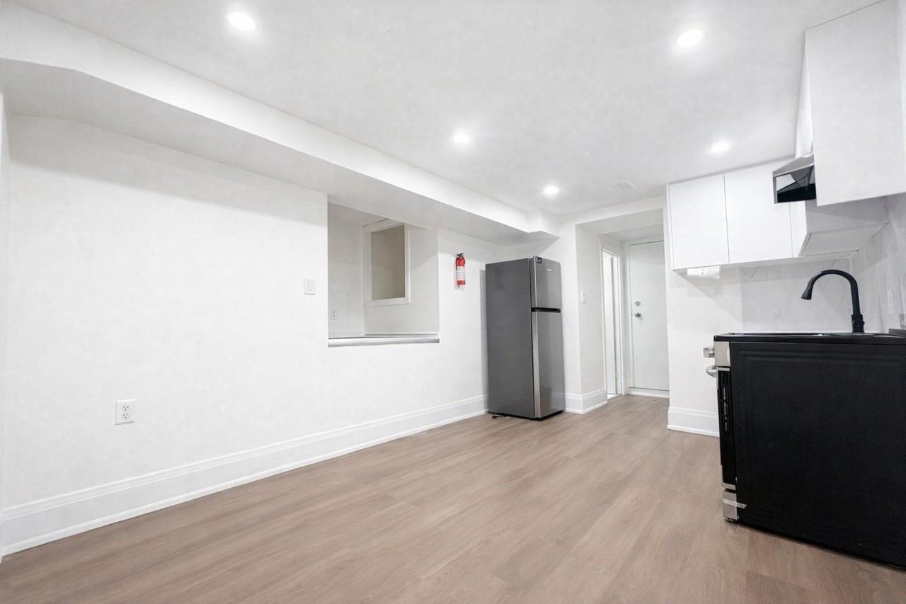 30 Emerson Avenue - Photo 6 of 7