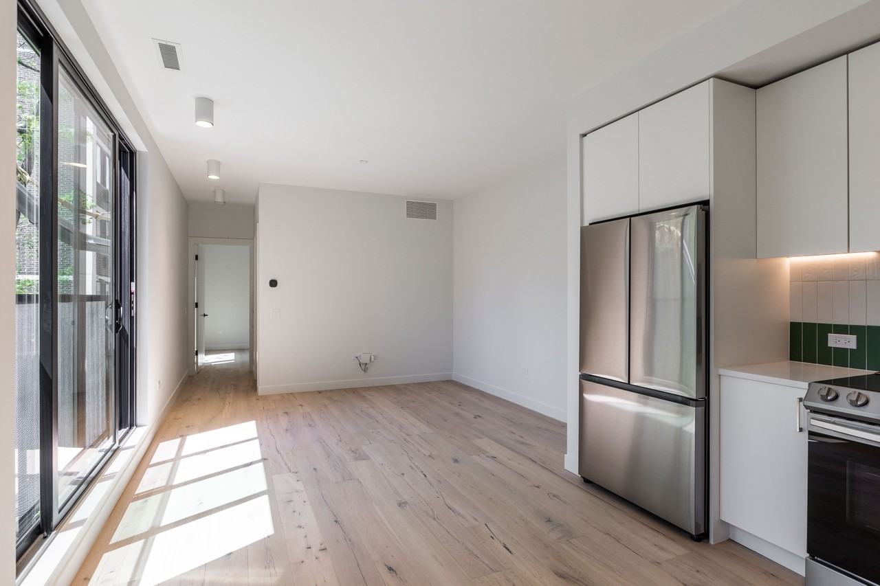 1101 Lodge Evanston #1712-204 - Photo 5 of 18