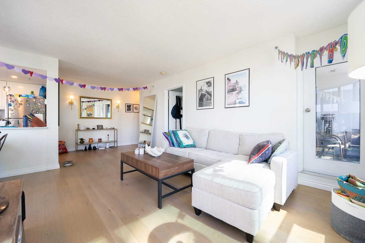 1060 Alberni Street #1406 - Photo 5 of 22