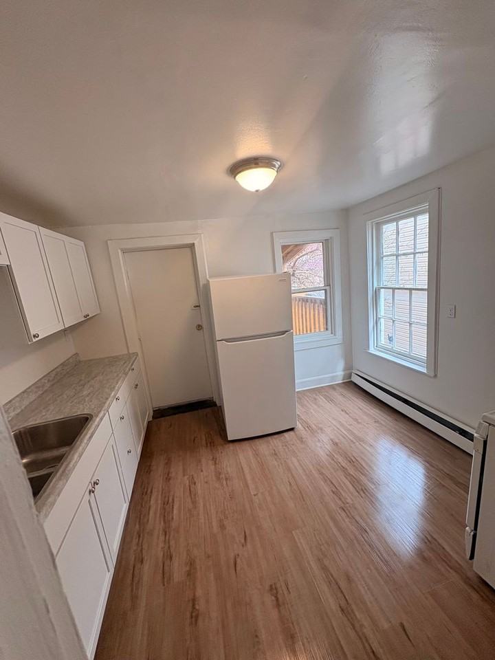 119 N Duke St #2 - Photo 3 of 13