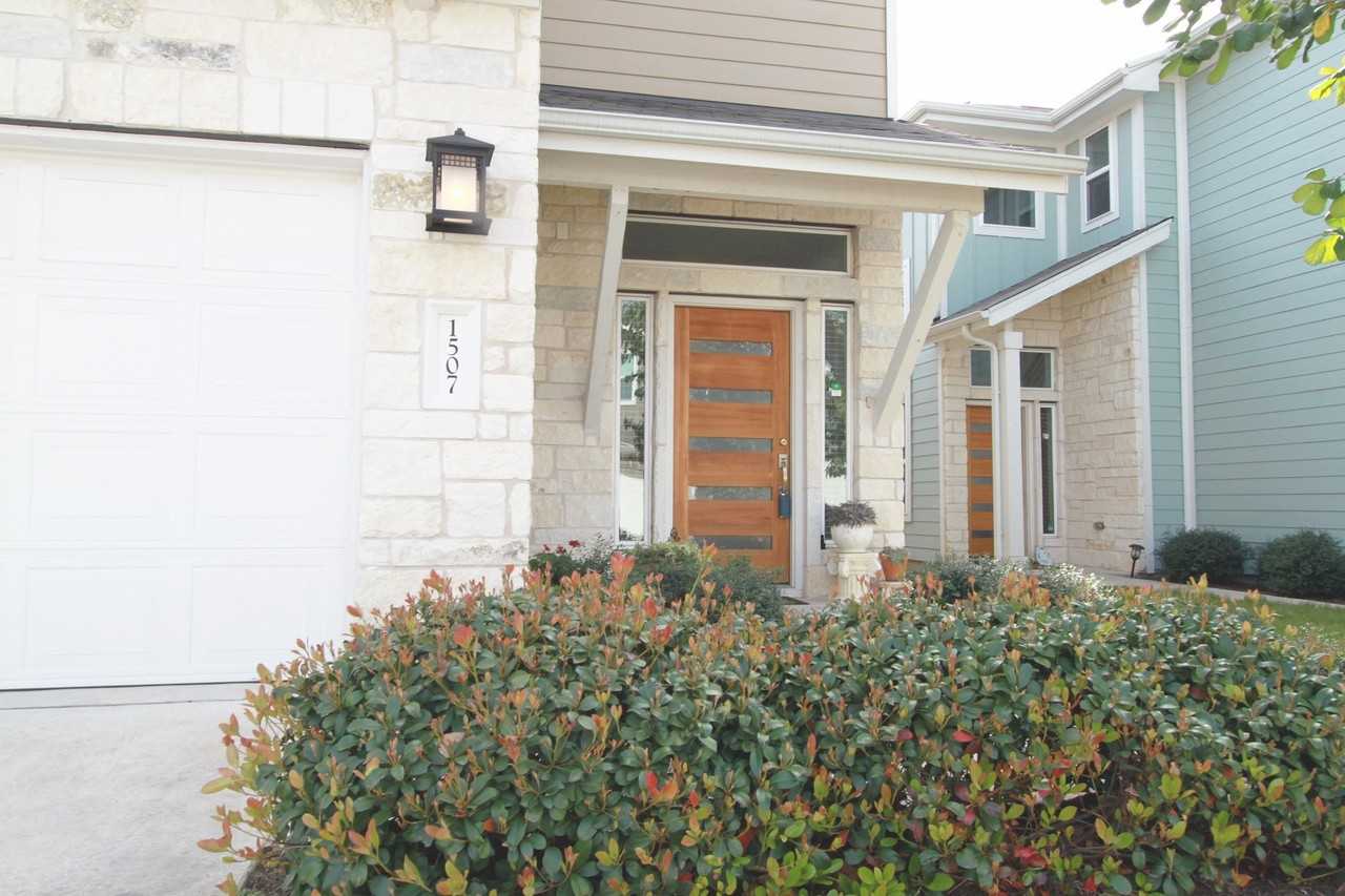 1507 Homespun Rd - Photo 3 of 35