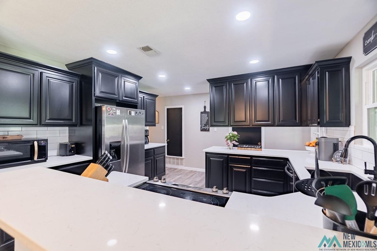 1706 Fairway Ter - Photo 7 of 17