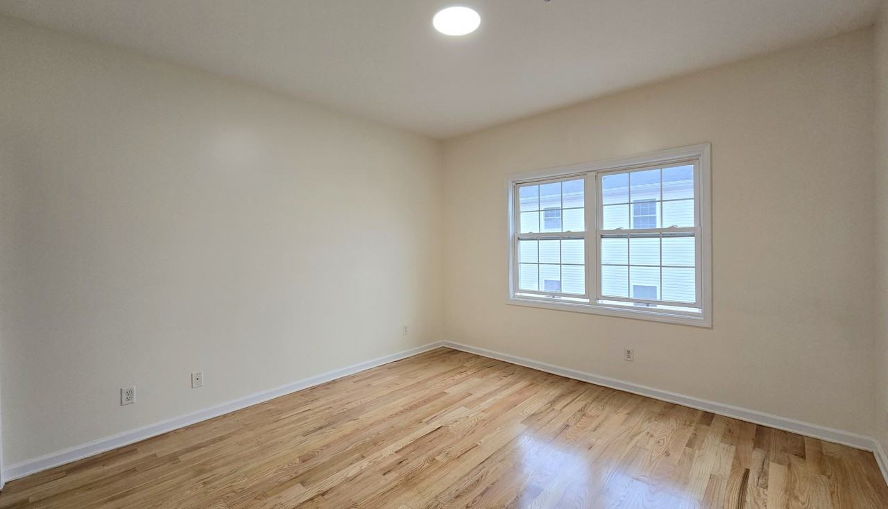 157 Manchester Place #2 - Photo 6 of 15