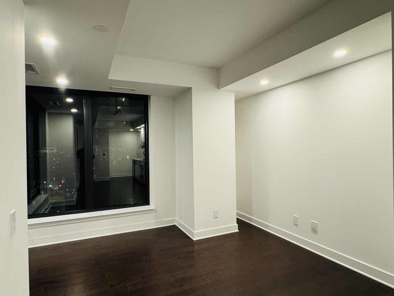 180 George Street #802 - Photo 4 of 21