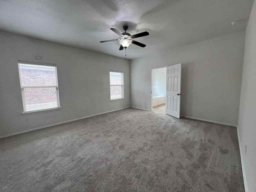 505 Saddlehorn Way - Photo 4 of 8