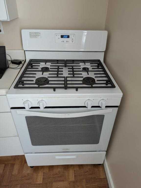 437 Bay St #2 - Photo 7 of 14