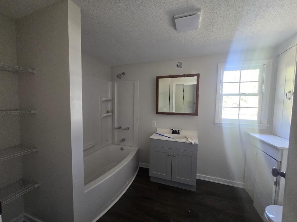 2619 W Black Creek Rd - Photo 7 of 14