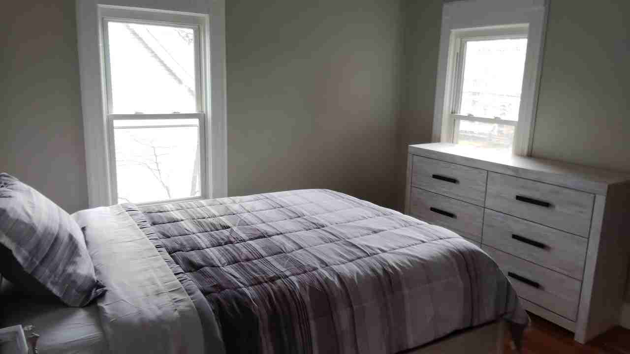 115 Ellsworth Ave #2 - Photo 4 of 5