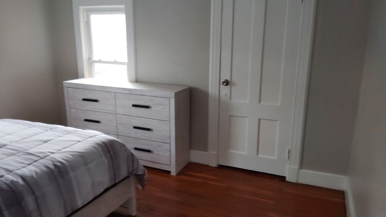 115 Ellsworth Ave #2 - Photo 5 of 5