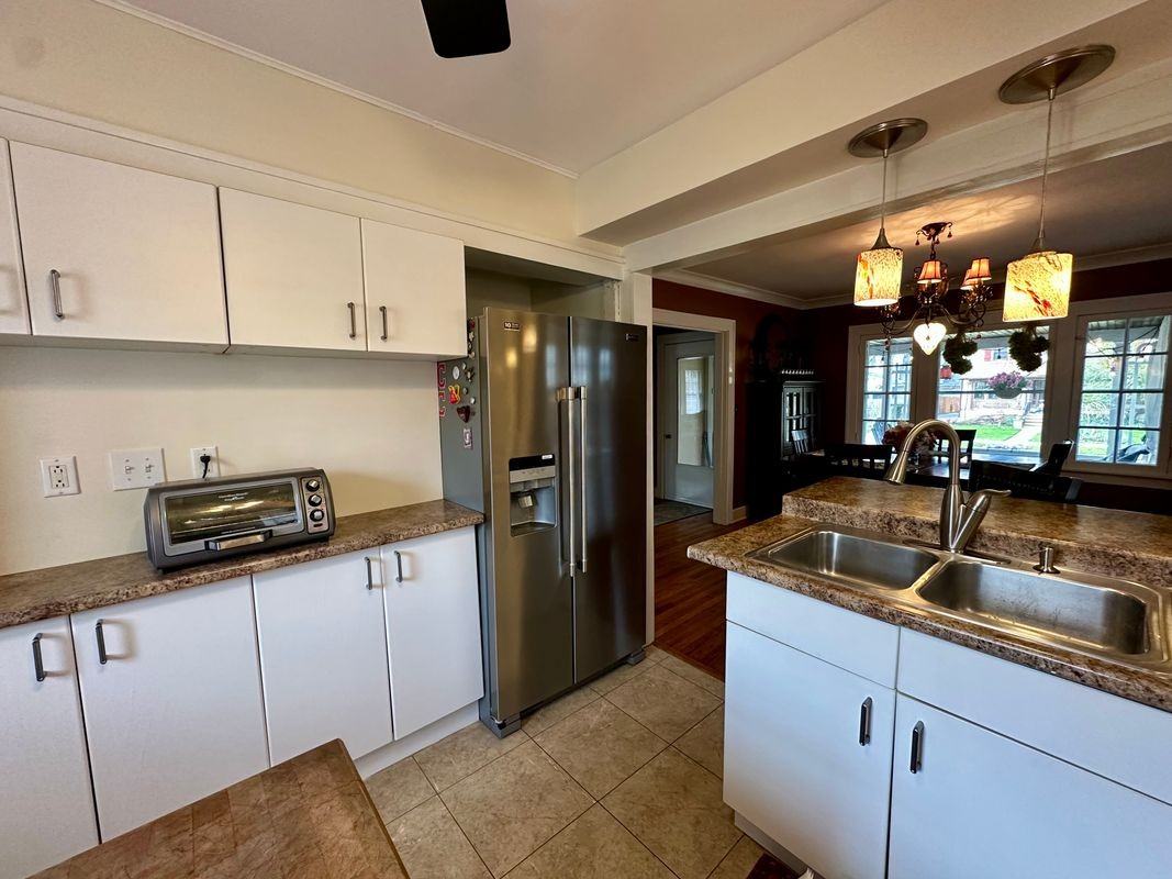 3062 E Derbyshire Rd - Photo 2 of 28