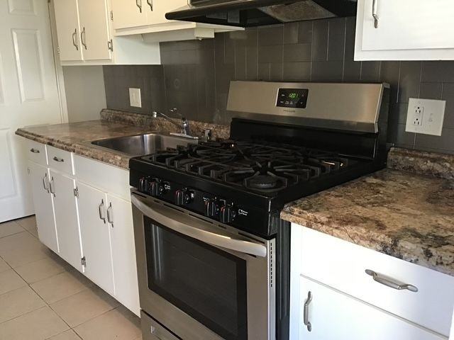 650 N Mary St - Photo 6 of 15